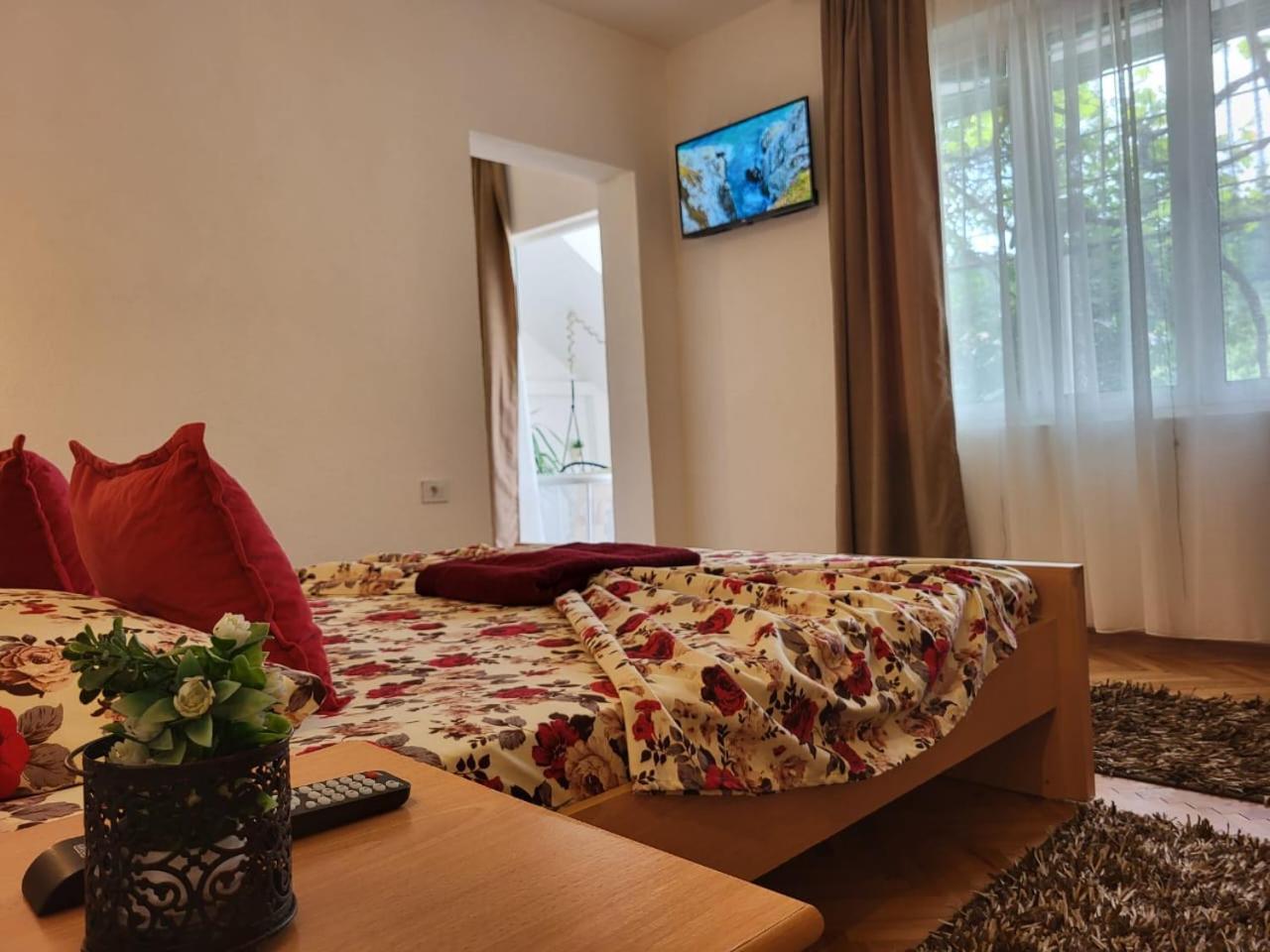 Apartments Ardoni 울친 외부 사진
